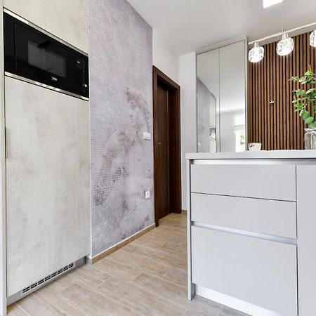Brand New Apartment "Libra" ザダル エクステリア 写真
