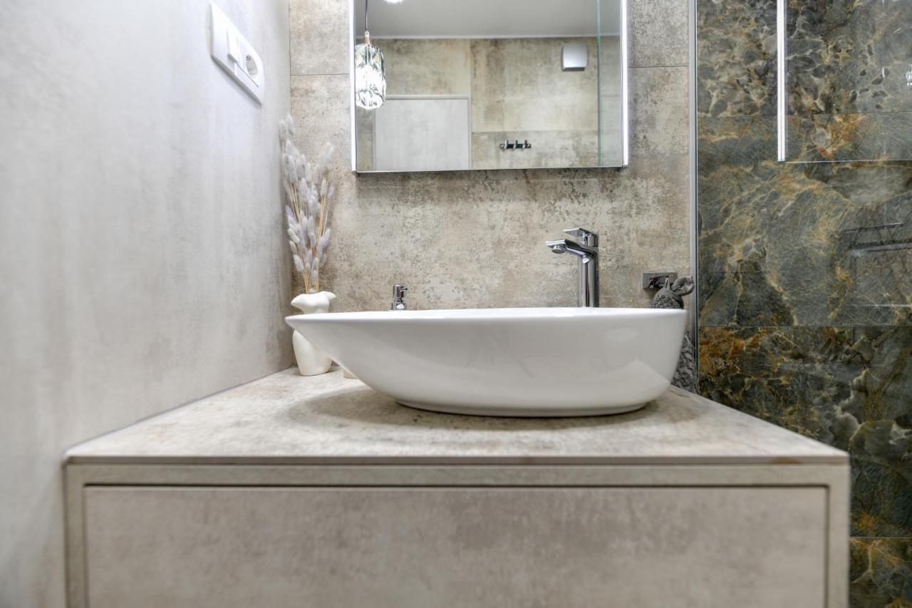 Brand New Apartment "Libra" ザダル エクステリア 写真